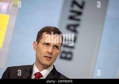 Bonn, Allemagne. 06 mars 2024. Tobias Meyer, PDG du groupe DHL, intervient lors de la conférence de presse annuelle du groupe DHL avec Deutsche Post. Crédit : Thomas Banneyer/dpa/Alamy Live News Banque D'Images