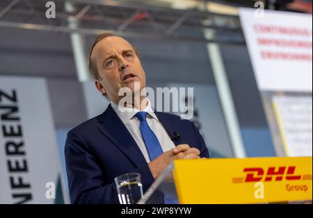 Bonn, Allemagne. 06 mars 2024. Pablo Ciano, membre du conseil d'administration du groupe DHL, intervient lors de la conférence de presse annuelle du groupe DHL avec Deutsche Post. Crédit : Thomas Banneyer/dpa/Alamy Live News Banque D'Images