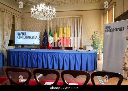 6 mars 2024, Napoli, Campanie, piazza Municipio : 03/06/2024 NAPLES, LE MAESTRO PISTOLETTO DANS LA SALLE GIUNTA AU PALAZZO SAN GIACOMO LORS DE LA PRÉSENTATION DE LA NOUVELLE VERSION DE LA ''VÉNUS DES CHIFFONS'' PLACÉE SUR LA PIAZZA MUNICIPIO.la Vénus, a-t-on dit, a été donnée à la ville de Naples. (Crédit image : © Fabio Sasso/ZUMA Press Wire) USAGE ÉDITORIAL SEULEMENT! Non destiné à UN USAGE commercial ! Banque D'Images