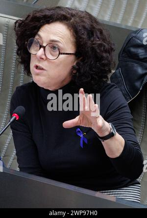 Bruxelles, Belgique. 06 mars 2024. Annick Lambrecht de Vooruit photographiée lors d'une session plénière du Parlement flamand à Bruxelles, mercredi 06 mars 2024. BELGA PHOTO BENOIT DOPPAGNE crédit : Belga News Agency/Alamy Live News Banque D'Images
