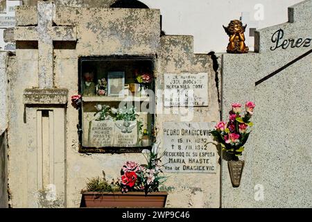 Le cimetière a été classé par CNN comme l'un des plus beaux cimetières du monde. Il a été désigné monument national du Chili en 2012. Banque D'Images