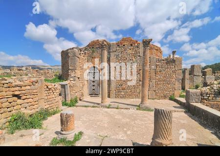 Vue sur les ruines de la ville romaine de Cuicul située sur le territoire algérien Banque D'Images