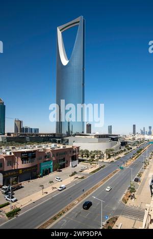 Magnifique emblématique de la Kingdom Tower Riyad Banque D'Images