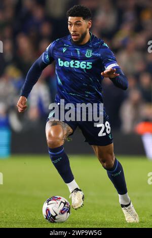 Leeds, Royaume-Uni. 5 mars 2024. Josh Laurent de Stoke City lors du Sky Bet Championship match à Elland Road, Leeds. Le crédit photo devrait se lire : Gary Oakley/Sportimage crédit : Sportimage Ltd/Alamy Live News Banque D'Images