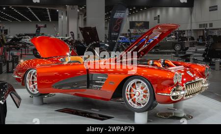 DETROIT, mi/États-Unis - 2 mars 2024 : une Corvette 1959 de Chevrolet, finaliste des « Great 8 » et candidate au trophée Ridler, à l'AutoRama de Detroit. Banque D'Images