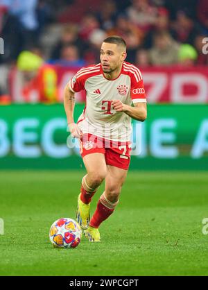 Raphael Guerreiro, FCB 22 dans la manche du 16 match FC BAYERN MUENCHEN - LAZIO ROM 3-0 de football UEFA Champions League dans la saison 2023/2024 à Munich, le 5 mars 2024. Achtelfinale,, FCB, München © Peter Schatz / Alamy Live News Banque D'Images