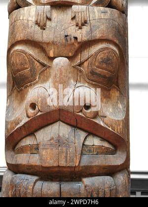 Totem Haida, de Colombie-Britannique, Canada. Banque D'Images