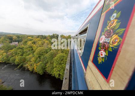 Royaume-Uni, aqueduc de Pontcysyllte transportant le canal de Llangollen au-dessus de la rivière Dee. Conçu par Thomas Telford. Un site du patrimoine mondial, pays de Galles Royaume-Uni. Banque D'Images