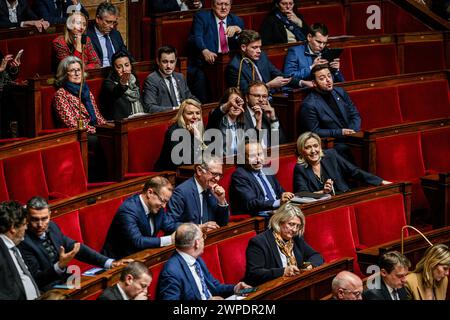 Paris, France. 05 mars 2024. Vue du banc parlementaire du rassemblement National lors des questions à la session gouvernementale à l'Assemblée nationale. Une séance hebdomadaire d'interrogation du gouvernement français a lieu à l'Assemblée nationale au Palais Bourbon à Paris. Crédit : SOPA images Limited/Alamy Live News Banque D'Images