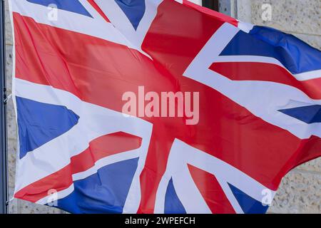 Die Flagge von Grossbritannien weht im Wind. Berlin, 07.03.2024. Fotografiert im Auftrag des Auswaertigen AMTES Berlin Deutschland *** le drapeau du GRE Banque D'Images