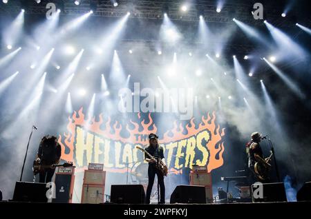 Les Hellacopters se produisent au Release Athens Festival à Plateia Nerou / Grèce, juillet 2022 Banque D'Images