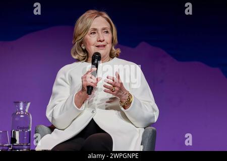 Bordeaux, France. 07 mars 2024. © PHOTOPQR/SUD OUEST/BONNAUD GUILLAUME BONNAUD ; BORDEAUX ; 07/03/2024 ; LE 7 MARS 2024/AU PALAIS 2 L'ATLANTIQUE A BORDEAUX LAC/WORLD IMPACT SUMMIT 2024/ HILLARY CLINTON DEBAT SUR LA TRANSITION ÉCOLOGIQUE/ PH GUILLAUME BONNAUD/ EXCLUSIF CRÉDIT : MAXPPP/ALAMY LIVE NEWS Banque D'Images