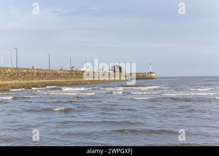 Ville balnéaire de Bridlington dans l'East Riding ou Yorkshire UK, plages, port, North Sands, South Beach et promenade Banque D'Images