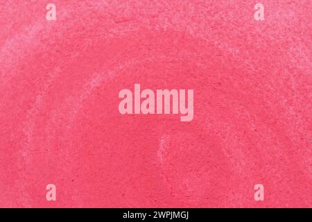 Fond d'aquarelle rouge coloré à la main avec des couches sur du papier aquarelle blanc Banque D'Images