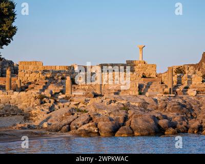 Prog Ruines de la basilique Stefanos au coucher du soleil, plage d'Agios Stefanos, île de Kos, Dodécanèse, îles grecques, Grèce, Europe Copyright : KarolxKozlowski 1245-310 Banque D'Images