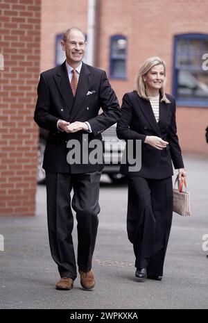 Le Duc et la Duchesse d'Édimbourg arrivent pour une visite au Headingley Stadium de Leeds pour assister aux essais de rugby et participer à une cérémonie de remise des prix. Date de la photo : vendredi 8 mars 2024. Banque D'Images