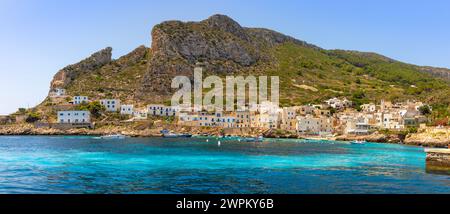 Île de Levanzo, Cala Dogana, Îles Egadiennes, province de Trapani, Sicile, Italie, Méditerranée, Europe Banque D'Images