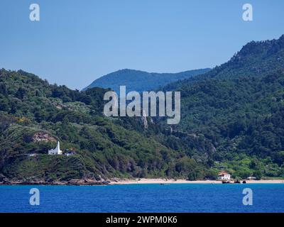 Vue vers la chapelle Agios Nikolaos, Potami, Karlovasi, Samos Island, Egée du Nord, îles grecques, Grèce, Europe Banque D'Images