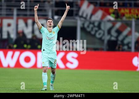 Milan, Italie. 07 mars 2024. David Doudera du SK Slavia Praha célèbre après avoir marqué un but lors de la manche de l'UEFA Europa League du 16e match aller entre l'AC Milan et le SK Slavia Praha au Stadio Giuseppe Meazza le 7 mars 2024 à Milan, Italie . Crédit : Marco Canoniero/Alamy Live News Banque D'Images