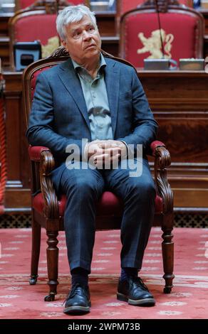 Bruxelles, Belgique. 08 mars 2024. Le sénateur de Vooruit, Bert Anciaux, photographié lors d'une cérémonie en l'honneur des membres de longue date du Sénat, à la suite de la session plénière du Sénat au parlement fédéral, à Bruxelles, vendredi 08 mars 2024. BELGA PHOTO BENOIT DOPPAGNE crédit : Belga News Agency/Alamy Live News Banque D'Images