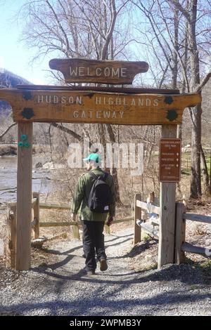 Entrée aux Hudson Highland Trails, près de Cold Springs, New York, États-Unis Banque D'Images