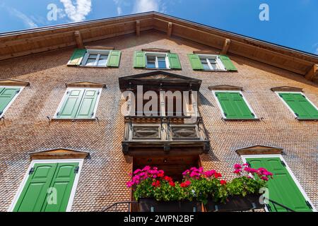 Musée local, ferme du XVIIIe siècle, bâtiment de 2 étages en claquettes, plancher de pignon Bezau Bregenzerwald Bregenz Forêt Vorarlberg Autriche Banque D'Images