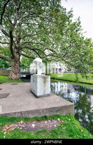 Sculpture route, Westersingel, espace vert, quartier de la ville, espace vert, vue sur la maison, architecture, vue sur la ville, Rotterdam, pays-Bas, Banque D'Images