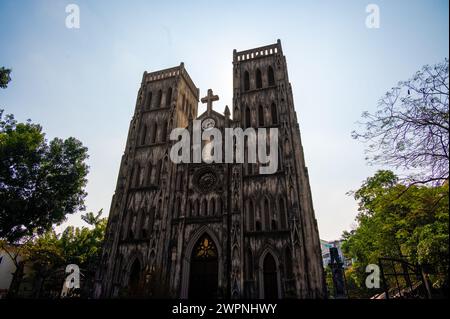 Cathédrale St Joseph sur la rue de l'église Nha Chung à Hanoi, Vietnam Banque D'Images