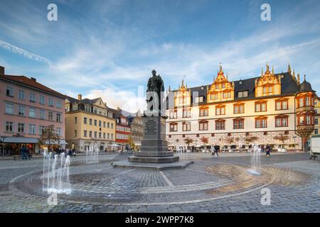 Monument du Prince Albert sur la place du marché à Coburg, Franconie, Bavière, Allemagne Banque D'Images