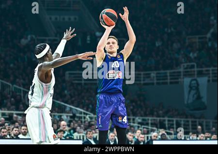 Athènes, Grèce. 08 mars 2024. 40 Marius Grigonis du Panathinaikos Athènes joue lors de l'Euroleague, Round 28, match entre le Panathinaikos Athènes et le LDLC ASVEL Villeurbanne à l'Oaka Altion Arena le 8 mars 2024 à Athènes, en Grèce. Crédit : Agence photo indépendante/Alamy Live News Banque D'Images