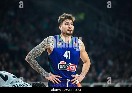 Athènes, Grèce. 08 mars 2024. 41 Juancho Hernangomez du Panathinaikos Athènes joue lors de l'Euroleague, Round 28, match entre le Panathinaikos Athènes et le LDLC ASVEL Villeurbanne à l'Oaka Altion Arena le 8 mars 2024, à Athènes, en Grèce. Crédit : Agence photo indépendante/Alamy Live News Banque D'Images