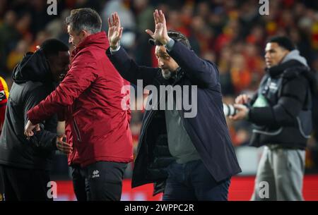 Malines, Belgique. 08 mars 2024. Besnik Hasi, entraîneur-chef de Malines, célèbre après avoir remporté un match de football entre KV Malines et KVC Westerlo, vendredi 08 mars 2024 à Malines, le jour 29 de la saison 2023-2024 de la première division du championnat belge 'Jupiler Pro League'. BELGA PHOTO VIRGINIE LEFOUR crédit : Belga News Agency/Alamy Live News Banque D'Images