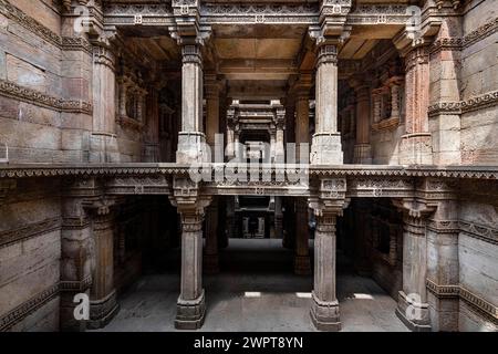 Adalaj stepwell ou Rudabai stepwell, Adalaj, Gujarat, Inde Banque D'Images