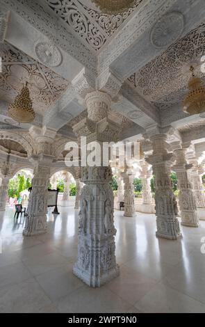 Marbre construit Dharamshala Manilaxmi Tirth Jain Temple, Gujarat, Inde Banque D'Images