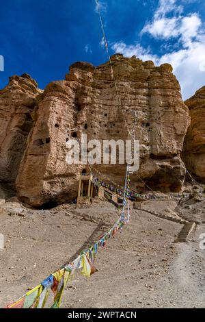 Grotte Appartments, Garphu, Royaume de Mustang, Népal Banque D'Images