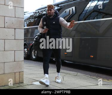 Adama Traoré de Fulham arrive en tête du match, lors du match de premier League Wolverhampton Wanderers vs Fulham à Molineux, Wolverhampton, Royaume-Uni, le 9 mars 2024 (photo de Gareth Evans/News images) Banque D'Images