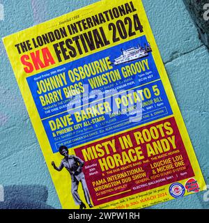 Soho, Londres Royaume-Uni, 08 mars 2024, London International SKA Festival 2024 affiche avec No People Banque D'Images