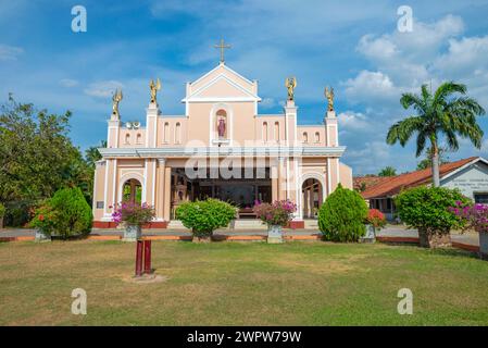 NEGOMBO, Sri LANKA - 03 FÉVRIER 2020 : à l'ancienne église catholique de réunis Philip Neri. Negombo, Sri Lanka Banque D'Images