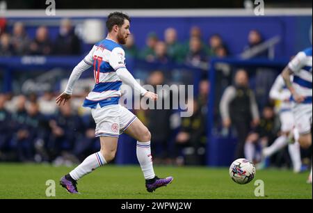 LONDRES, ANGLETERRE - 9 MARS : Paul Smyth des Queens Park Rangers pendant le match du Sky Bet Championship entre les Queens Park Rangers et Middlesbrough à Loftus Road le 9 mars 2024 à Londres, Angleterre.(photo de Dylan Hepworth/MB Media) Banque D'Images