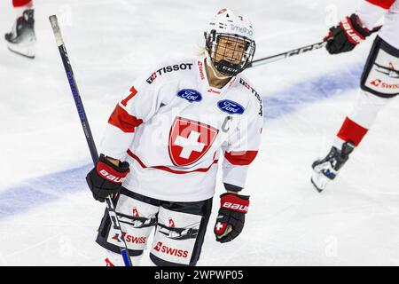 #7 Lara Stalder, Stürmerin Schweizer Frauen Eishockey Nationalteam. (Kloten, Schweiz, 25.08.2023) Banque D'Images