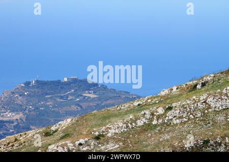 Vues à couper le souffle depuis les hauteurs de Caltabellotta, Sicile, Italie Banque D'Images