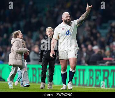 Twickenham, Royaume-Uni. 09 mars 2024. Joe Marler de l'Angleterre salue les fans après le match Guinness 6 Nations 2024 Angleterre vs Irlande au Twickenham Stadium, Twickenham, Royaume-Uni, le 9 mars 2024 (photo par Steve Flynn/News images) à Twickenham, Royaume-Uni le 9/03/2024. (Photo par Steve Flynn/News images/SIPA USA) crédit : SIPA USA/Alamy Live News Banque D'Images