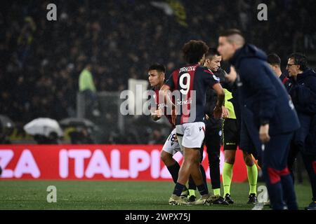 Bologne, Italie. 09 mars 2024. Joshua Zirkzee (Bologna FC) est remplacé par Santiago Castro (Bologna FC) lors du match de Serie a Tim entre Bologne et Inter FC - Serie A TIM au Renato Dall'Ara Stadium - Sport, Football - Bologne, Italie - samedi 9 mars 2024 (photo Massimo Paolone/LaPresse) crédit : LaPresse/Alamy Live News Banque D'Images