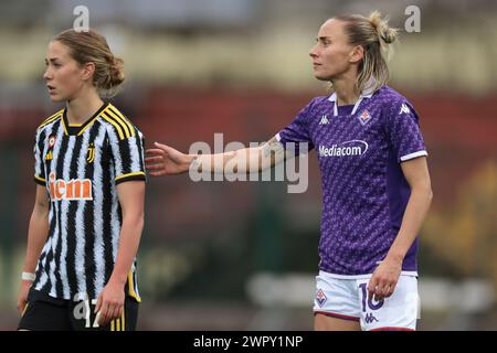 Biella, Italie. 9 mars 2024. Asia Bragonzi de la Juventus et Kaja Erzen de l'ACF Fiorentina lors du match Coppa Italia Femminile au Stadio Vittorio Pozzo, Biella. Le crédit photo devrait se lire : Jonathan Moscrop/Sportimage crédit : Sportimage Ltd/Alamy Live News Banque D'Images