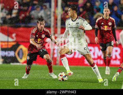 Harrison, NJ, États-Unis. 09 mars 2024. L'attaquant du FC Dallas JesÃºs Jiménez (9 ans) cherche à jouer lors du match en MLS entre le FC Dallas et les Red Bulls de New York au Red Bull Arena de Harrison, NJ Mike Langish/CSM/Alamy Live News Banque D'Images