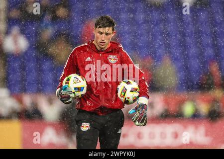 Harrison, NJ, États-Unis. 09 mars 2024. Le gardien de but des Red Bulls de New York, AJ Marcucci (1), avant le match en MLS entre le FC Dallas et les Red Bulls de New York au Red Bull Arena de Harrison, NJ Mike Langish/CSM/Alamy Live News Banque D'Images