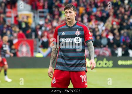 Toronto, Ontario, Canada. 9 mars 2024. Federico Bernardeschi #10 en action lors du match en MLS entre Toronto FC et Charlotte FC au BMO Field à Toronto. Le jeu s'est terminé en 1-0 (crédit image : © Angel Marchini/ZUMA Press Wire) USAGE ÉDITORIAL SEULEMENT! Non destiné à UN USAGE commercial ! Banque D'Images