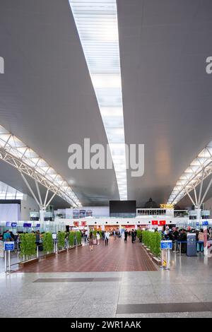 Hanoi, Vietnam - 12.15.2023 : aéroport international de Noi Bai à Hanoi, Vietnam. Hanoi Airport est le deuxième aéroport le plus fréquenté au Vietnam Banque D'Images