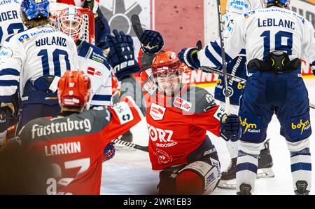 Schwenninger Wild Wings - Iserlohn rosters, Helios Arena, Penny DEL, 32. Spieltag Hauptrunde : #89 Zach Senyshyn (Schwenningen ( jubelt in der 20. Spiel Banque D'Images