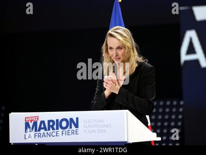 Paris, France. 10 mars 2024. © PHOTOPQR/LE PARISIEN/Jean-Baptiste Quentin ; Paris ; ; ; Palais des Sports lancement de la campagne des élections européennes du Parti d'EricZemmour Reconquête. Marion Maréchal le PEN sera la tête de liste Paris, France, 10 mars 2024 lancement de la campagne électorale européenne du Parti de la reconquête d'EricZemmour. *** Légende locale *** Réunion reconquête crédit : MAXPPP/Alamy Live News Banque D'Images